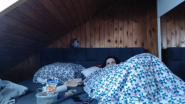 BoeseMoni1998 online show from 09-30-25, 10:31