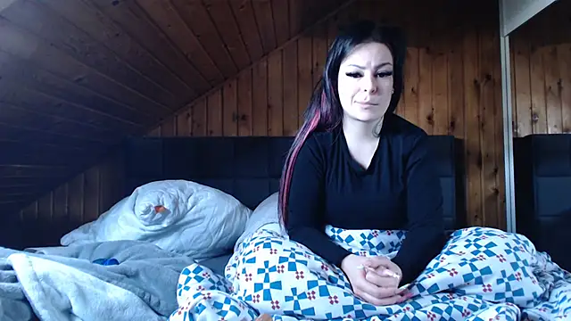 BoeseMoni1998 online show from 11-13-25, 10:36