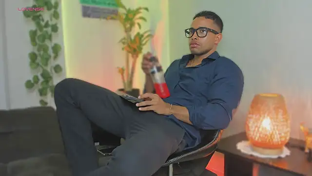 LincomAmith online show from 02-23-25, 04:50