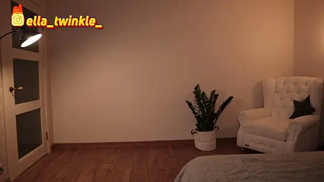 ella twinkl online show from 09-11-25, 06:08