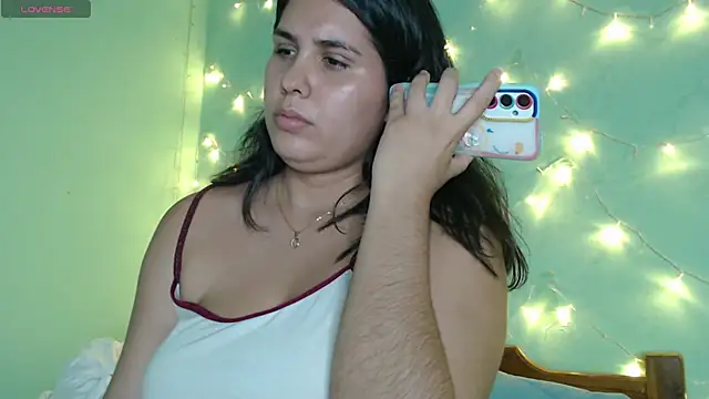 Snapshot of zaritagape21 chatting on 01-04-25, 11:48 zaritagape21 online show from 01-04-25, 11:48