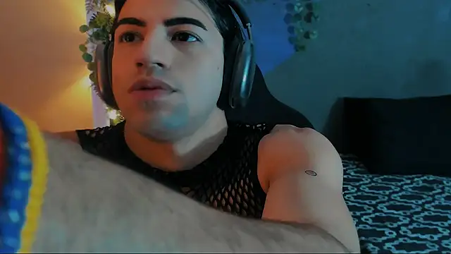 Snapshot of newjeff chatting on 03-14-25, 10:49 newjeff online show from 03-14-25, 10:49