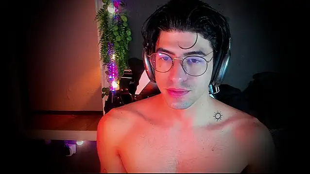 Snapshot of newjeff chatting on 09-14-25, 07:46 newjeff online show from 09-14-25, 07:46