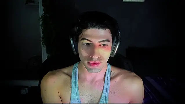 Snapshot of newjeff chatting on 10-24-25, 08:38 newjeff online show from 10-24-25, 08:38