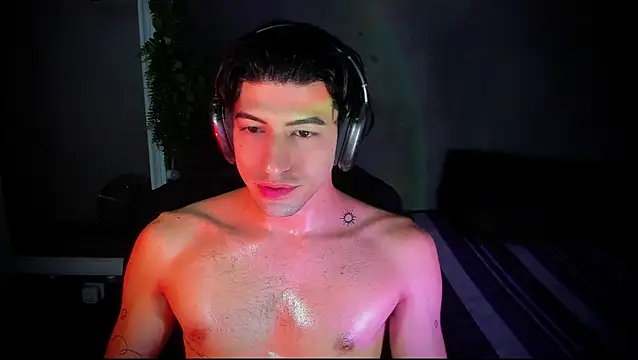 Snapshot of newjeff chatting on 10-25-25, 09:20 newjeff online show from 10-25-25, 09:20