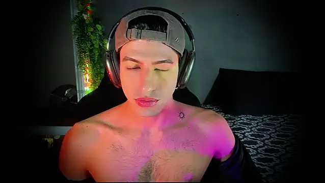 Snapshot of newjeff chatting on 11-29-25, 05:16 newjeff online show from 11-29-25, 05:16