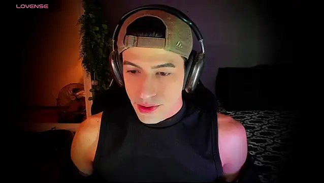 Snapshot of newjeff chatting on 12-03-25, 05:22 newjeff online show from 12-03-25, 05:22