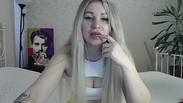 Snapshot of ShyEvaa chatting on 04-17-26, 10:51 ShyEvaa online show from 04-17-26, 10:51