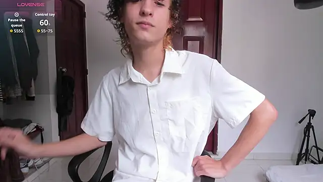 Danni boy online show from 12-16-25, 08:03