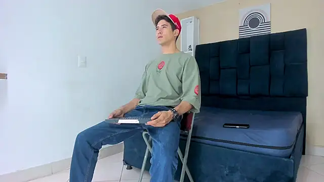 Snapshot of Jhonn_Rhyss chatting on 01-10-25, 02:25 Jhonn Rhyss online show from 01-10-25, 02:25