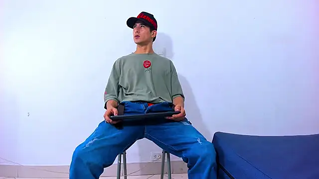 Snapshot of Jhonn_Rhyss chatting on 02-12-25, 03:18 Jhonn Rhyss online show from 02-12-25, 03:18