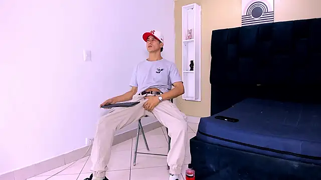 Snapshot of Jhonn_Rhyss chatting on 03-03-25, 01:42 Jhonn Rhyss online show from 03-03-25, 01:42