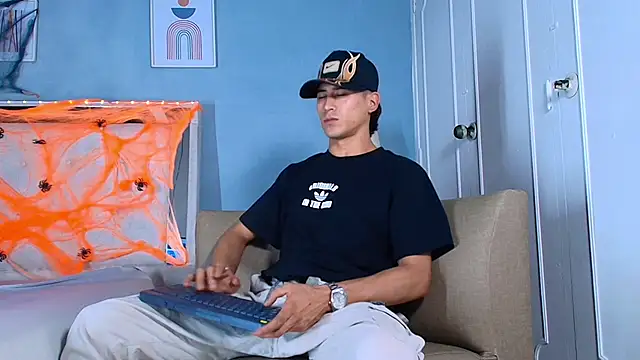 Snapshot of Jhonn_Rhyss chatting on 10-05-25, 07:34 Jhonn Rhyss online show from 10-05-25, 07:34