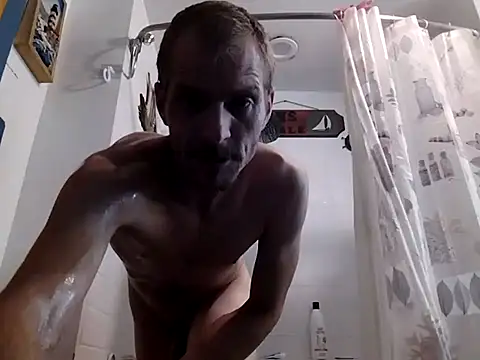 Snapshot of mrwinsalot88 chatting on 09-18-25, 03:36 mrwinsalot88 online show from 09-18-25, 03:36