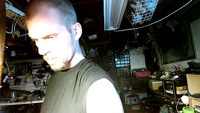 Snapshot of mrwinsalot88 chatting on 10-17-25, 05:54 mrwinsalot88 online show from 10-17-25, 05:54