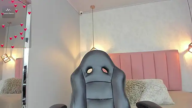 SUNNYCYRUS online show from 02-13-26, 01:29