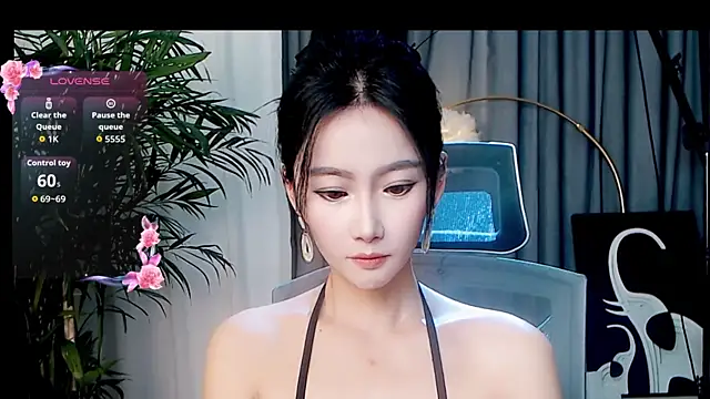 Snapshot of FeiFei-babe chatting on 10-19-25, 01:12 FeiFei-babe online show from 10-19-25, 01:12