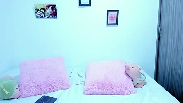 Snapshot of Agataowens chatting on 11-06-25, 01:28 Agataowens online show from 11-06-25, 01:28