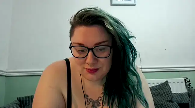 Bustycurves online show from 03-21-25, 10:28