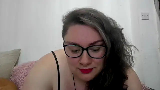 Bustycurves online show from 11-02-25, 01:08