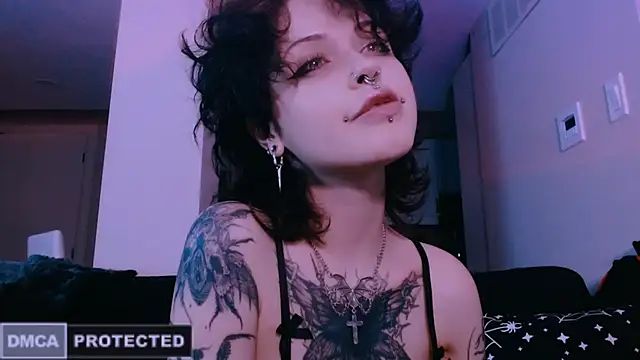 NaughtyLittleFox online show from 02-28-26, 06:58