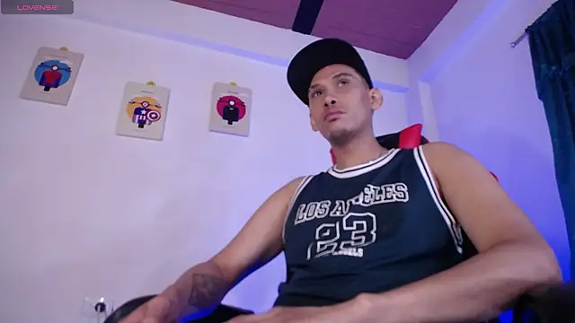 Jaison halls online show from 11-04-25, 03:22