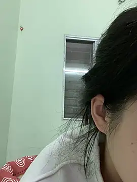 Snapshot of minmin2kk5 chatting on 02-04-25, 07:29 minmin2kk5 online show from 02-04-25, 07:29