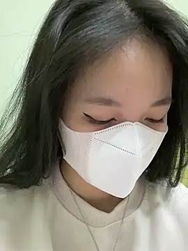 Snapshot of minmin2kk5 chatting on 02-08-25, 01:11 minmin2kk5 online show from 02-08-25, 01:11