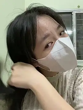 Snapshot of minmin2kk5 chatting on 02-28-25, 12:32 minmin2kk5 online show from 02-28-25, 12:32