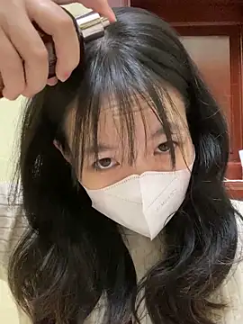 Snapshot of minmin2kk5 chatting on 03-05-25, 02:45 minmin2kk5 online show from 03-05-25, 02:45