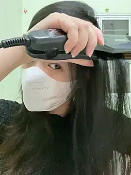 Snapshot of minmin2kk5 chatting on 03-14-25, 12:32 minmin2kk5 online show from 03-14-25, 12:32