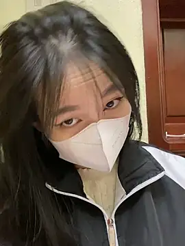 Snapshot of minmin2kk5 chatting on 03-18-25, 02:26 minmin2kk5 online show from 03-18-25, 02:26