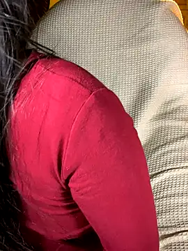 Snapshot of minmin2kk5 chatting on 12-02-25, 03:29 minmin2kk5 online show from 12-02-25, 03:29