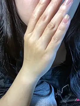 Snapshot of minmin2kk5 chatting on 12-04-25, 02:59 minmin2kk5 online show from 12-04-25, 02:59