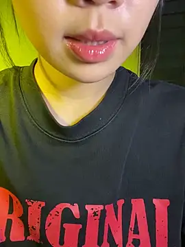 minmin2kk5 online show from 12-22-25, 07:16