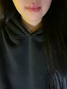 minmin2kk5 online show from 01-14-26, 03:39