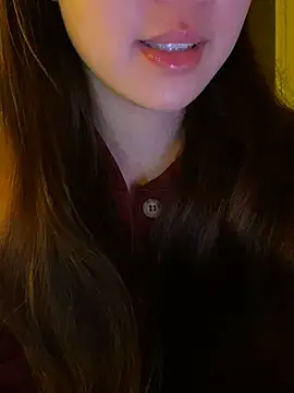 minmin2kk5 online show from 03-06-26, 02:35