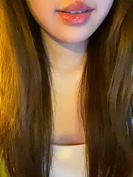 minmin2kk5 online show from 04-10-26, 04:01