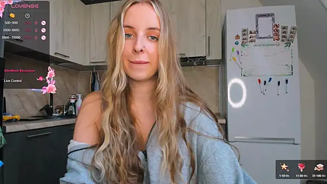 Snapshot of violet_blue_eyes chatting on 02-05-25, 01:22 violet blue eyes online show from 02-05-25, 01:22