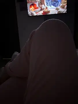 Anaswan online show from 12-25-24, 01:53