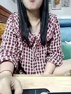 cream1299 online show from 02-23-25, 08:28