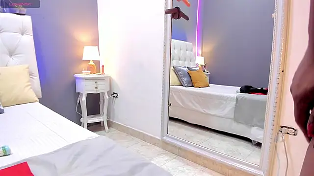 Melinahills online show from 01-11-25, 01:53