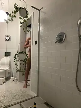 rafkiexh online show from 10-17-25, 08:33