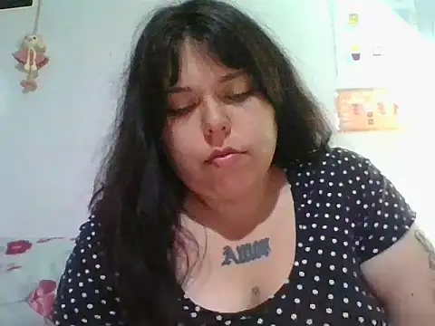 scarletttlove online show from 04-18-26, 01:09