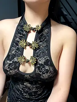 Snapshot of Salibae_Nha chatting on 09-13-25, 02:33 Salibae Nha online show from 09-13-25, 02:33