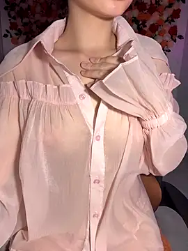 Snapshot of Salibae_Nha chatting on 10-16-25, 02:45 Salibae Nha online show from 10-16-25, 02:45