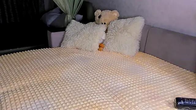 Sweeet Barbie online show from 11-20-25, 03:23