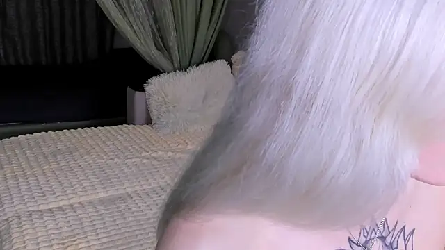 Sweeet Barbie online show from 12-18-25, 04:02