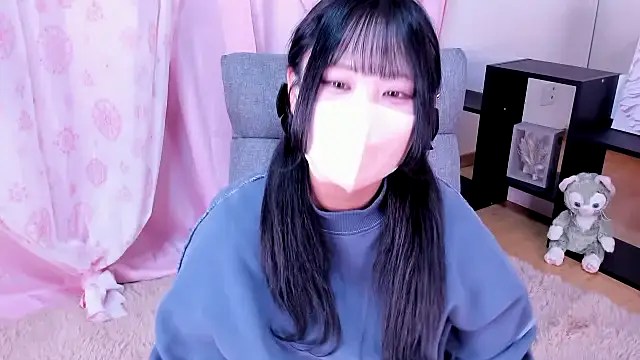 Snapshot of p_RUMiMi chatting on 02-23-25, 09:22 p RUMiMi online show from 02-23-25, 09:22