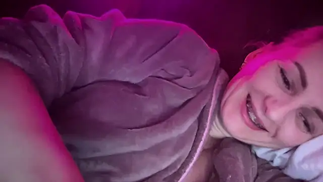 Viola sweet online show from 02-18-25, 05:10